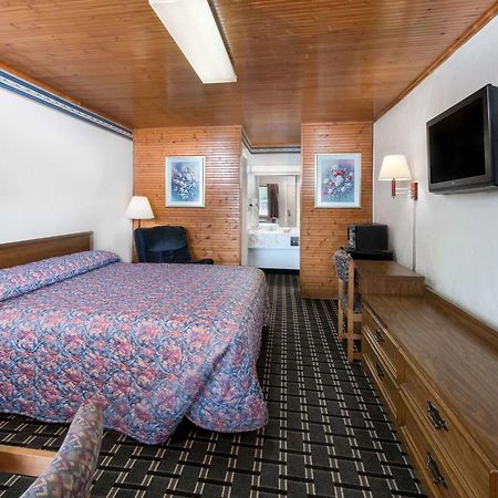 Post Oak Inn Brownwood Bagian luar foto